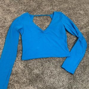 *BRAND NEW* Backless crop top